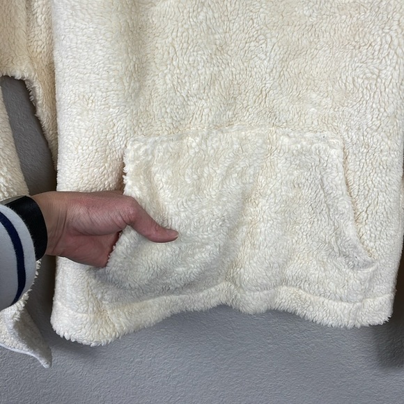 NWT Helmut Lang Shaggy Fleece V Neck Sweater Cream Oversized Faux Fur Sz L - Picture 6 of 16